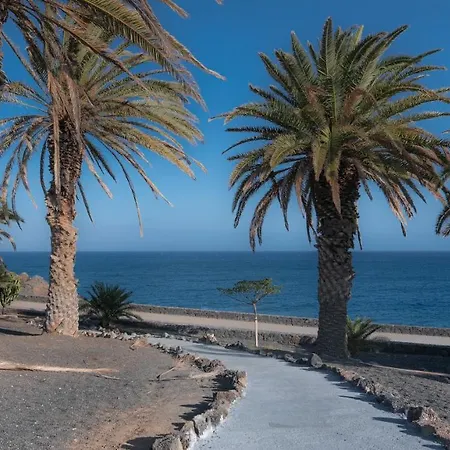 House First Line Of The Sea Casa vacanze